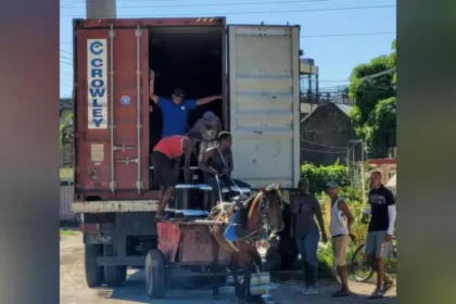 A crise de Cuba tem agravado a fome e a escassez no país, enquanto igrejas se mobilizam para levar ajuda humanitária e apoio espiritual. Foto: BIC Church of Cuba/Samuel Diaz
