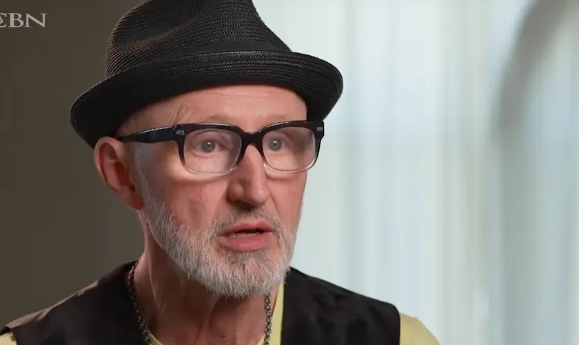 Um homem nos Estados Unidos afirmou ter recebido cura de doença crônica grave após mais de cinco décadas convivendo com a condição. Foto: Reprodução/CBN News