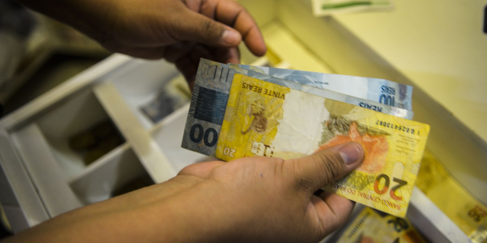 Beneficiários com NIS de final 2 recebem novo pagamento do Bolsa Família pela Caixa