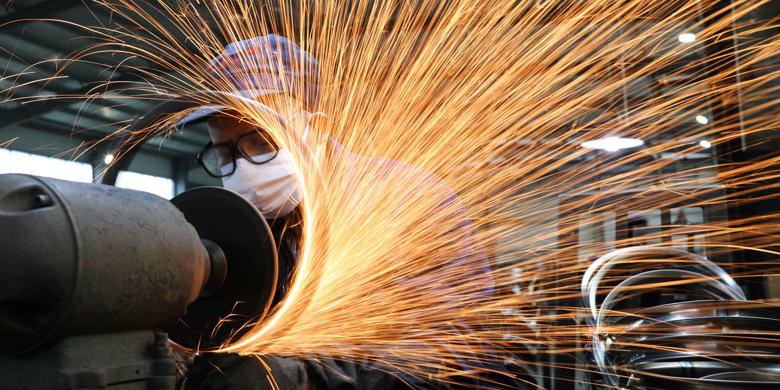 Ministério da Economia eleva estimativa de crescimento do PIB para 2,5% em 2023