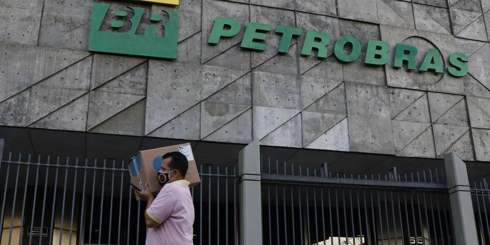 Petrobras colocará fim aos processos de desinvestimento em quatro polos
