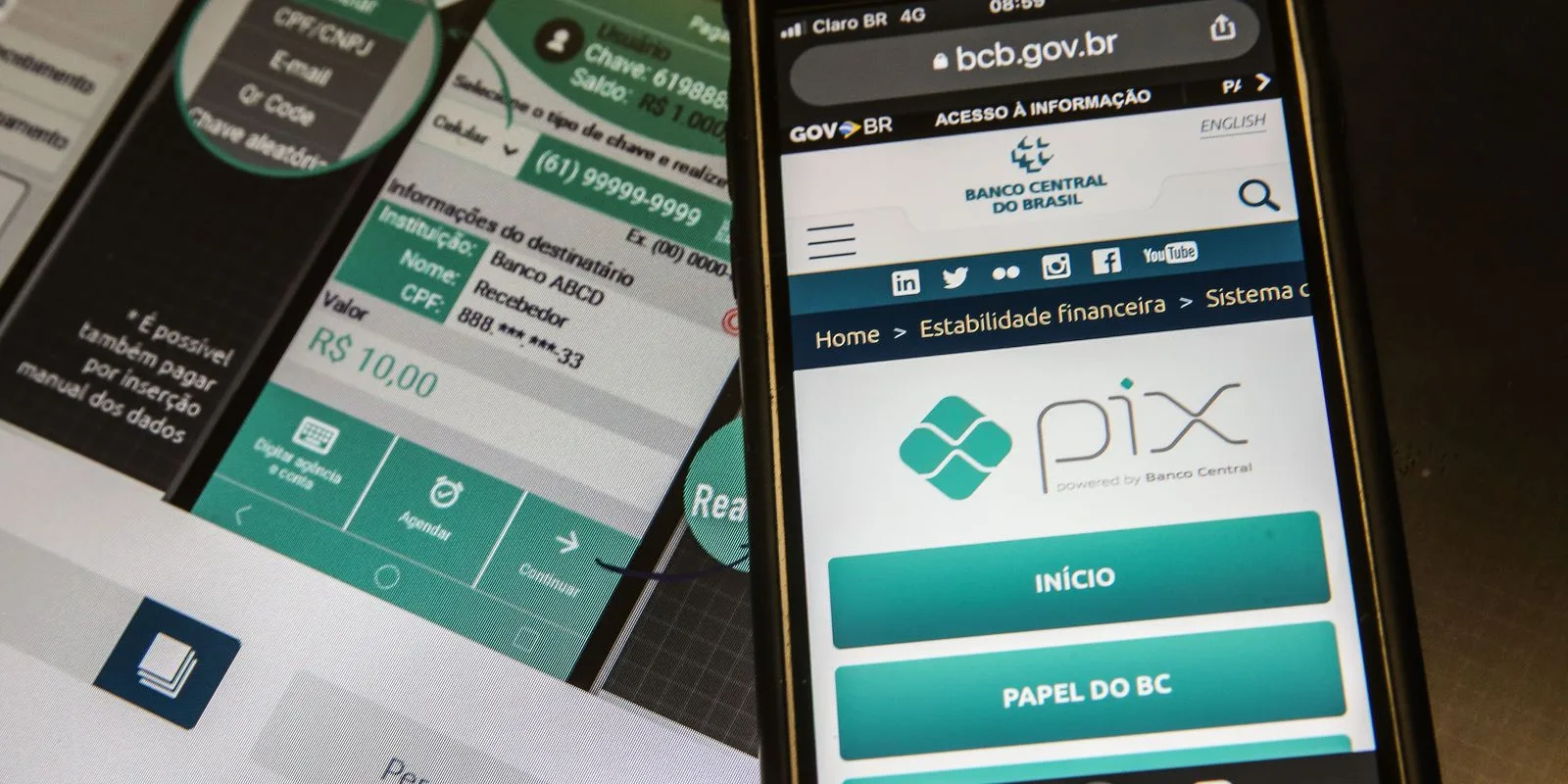 Segundo Campos Neto, consumidores serão capazes de realizar compras utilizando crédito por meio do Pix.