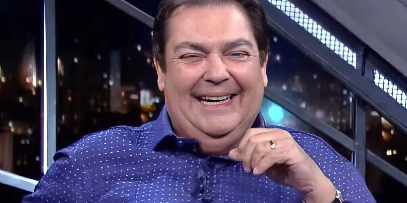 Faustão apresenta boa recuperação e é transferido para o quarto em São Paulo