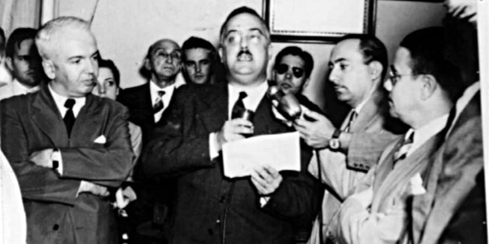 Hoje comemoramos o Dia Nacional da Radiofusão em prol da saúde e dos direitos humanos