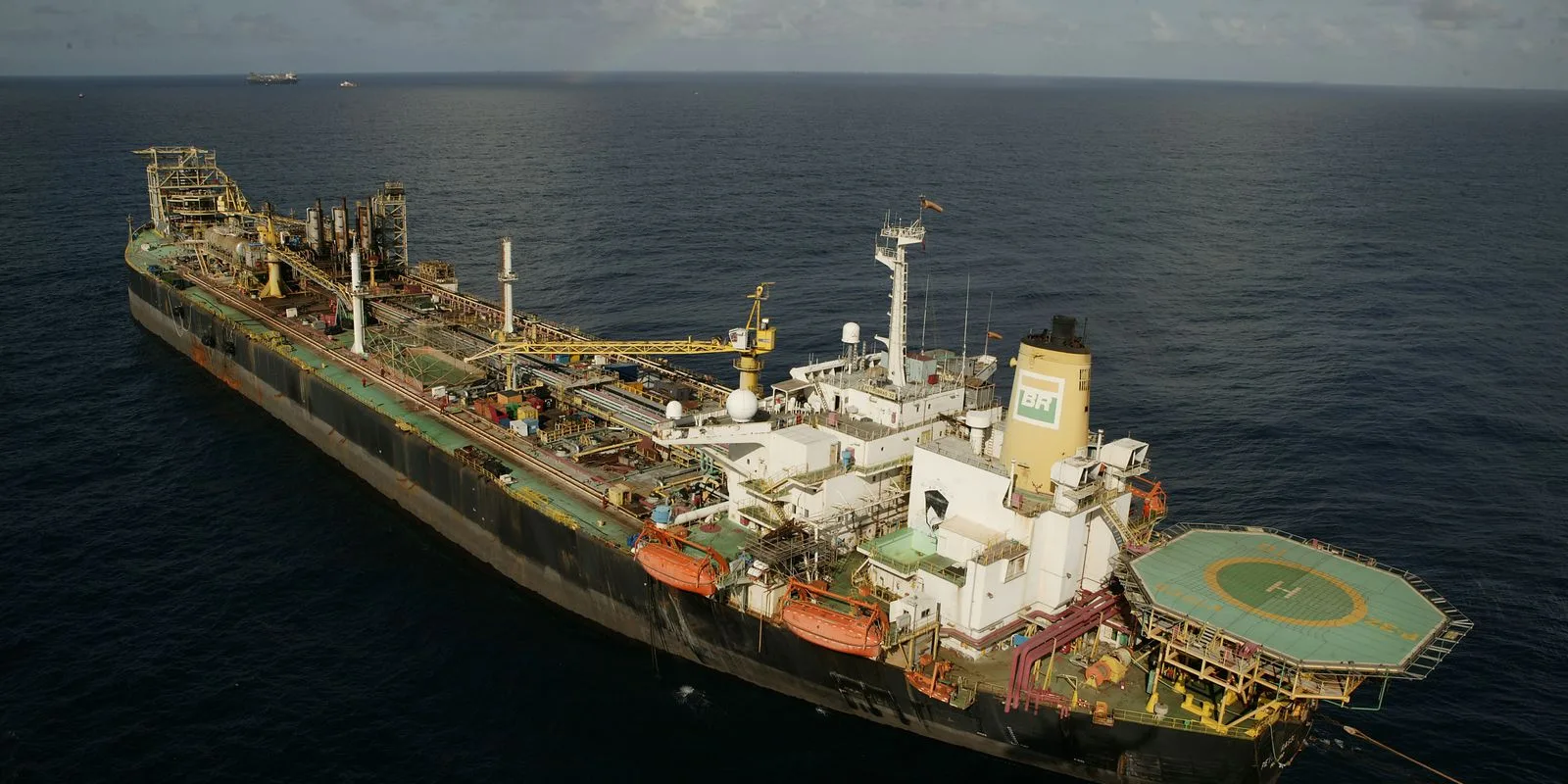 Mais de 500 milhões de barris de petróleo são produzidos pelo regime de partilha