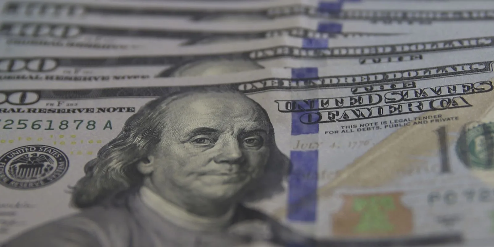 Superávit da balança comercial atinge US$ 9,767 bilhões em agosto