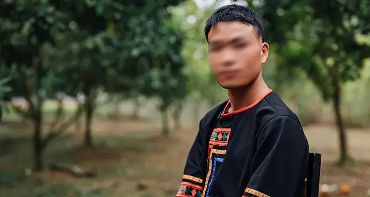 Escola bíblica secreta transforma jovem cristão e traz milagre ao Vietnã