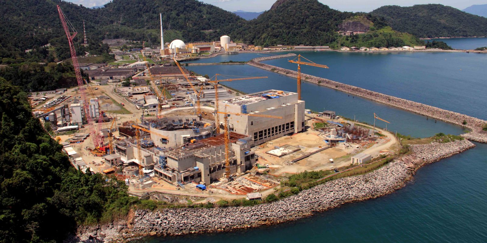 Usina Nuclear Angra 2 volta a operar e se conecta ao Sistema Interligado Nacional