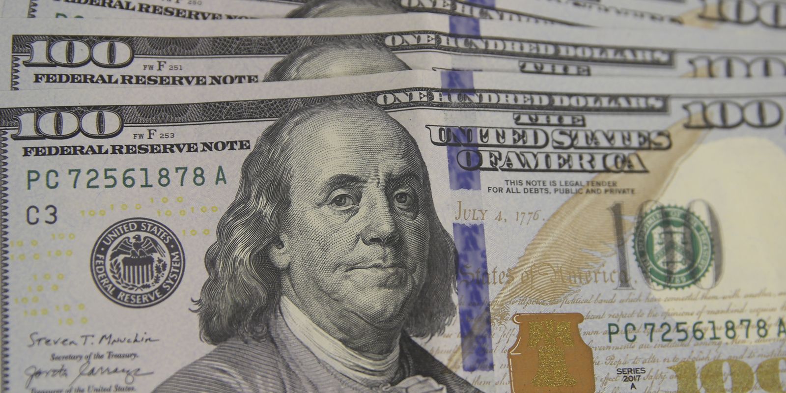 Dólar atinge maior alta diária em dois meses e alcança R$ 4,94