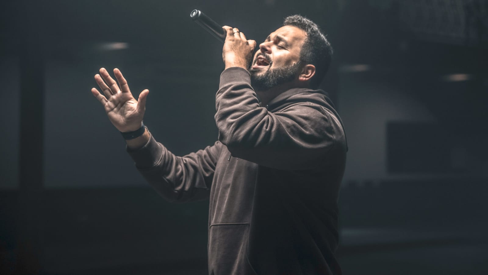 Em parceria com o selo Brasas Music, Klebson Kollins lança ''Holy Forever" que já passou de 100mil visualizações no YouTube. Foto: Divulgação.
