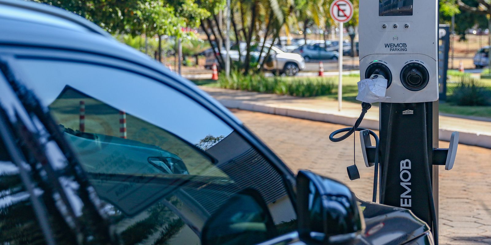 Carros elétricos que excederem cotas de importação estarão sujeitos ao pagamento de tarifas
