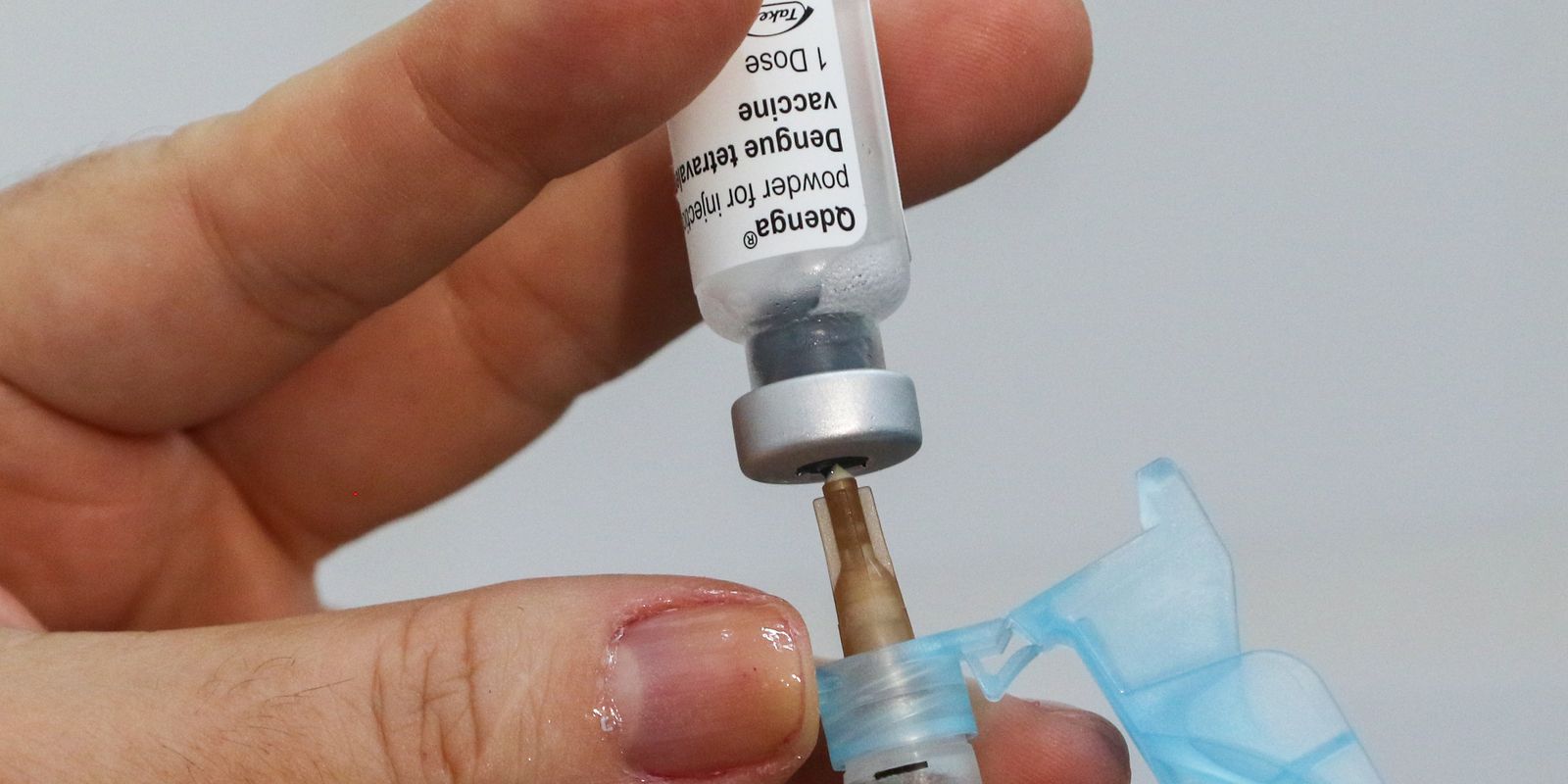 Estudo sobre vacina da dengue em adultos começa no Rio nesta sexta-feira