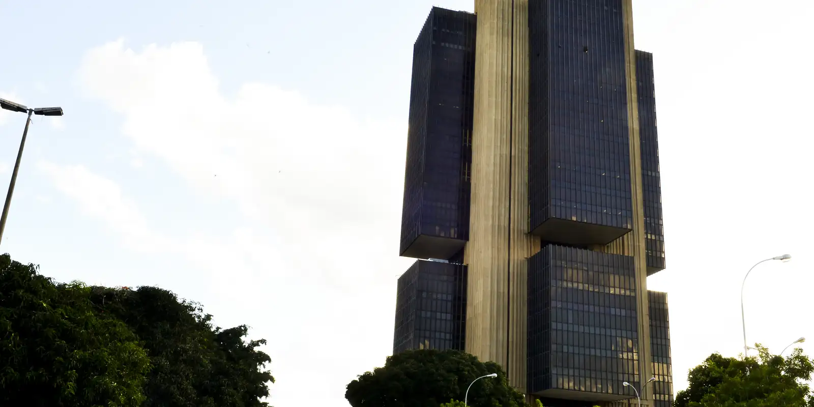 Servidores do BC anunciam paralisação de atividades nos dias 20 e 21