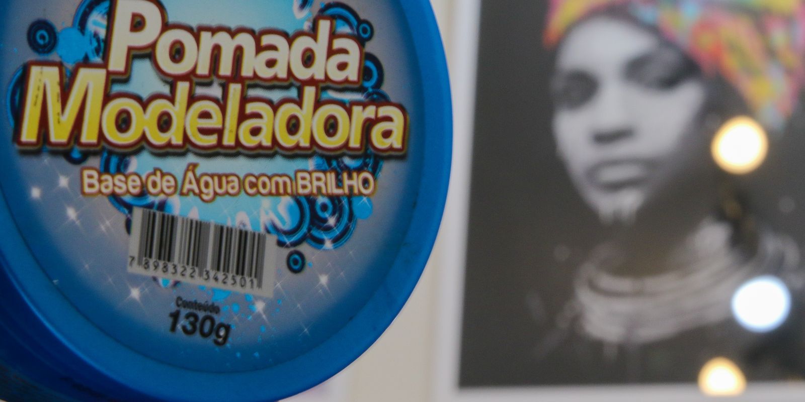 Utilize apenas pomadas modeladoras de cabelo certificadas pela Anvisa