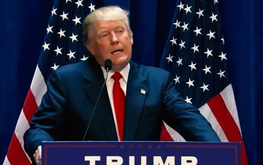 A Suprema Corte dos Estados Unidos decidiu unanimemente invalidar a tentativa de remover o ex-presidente Donald Trump da cédula eleitoral. Foto: Reprodução/YouTube