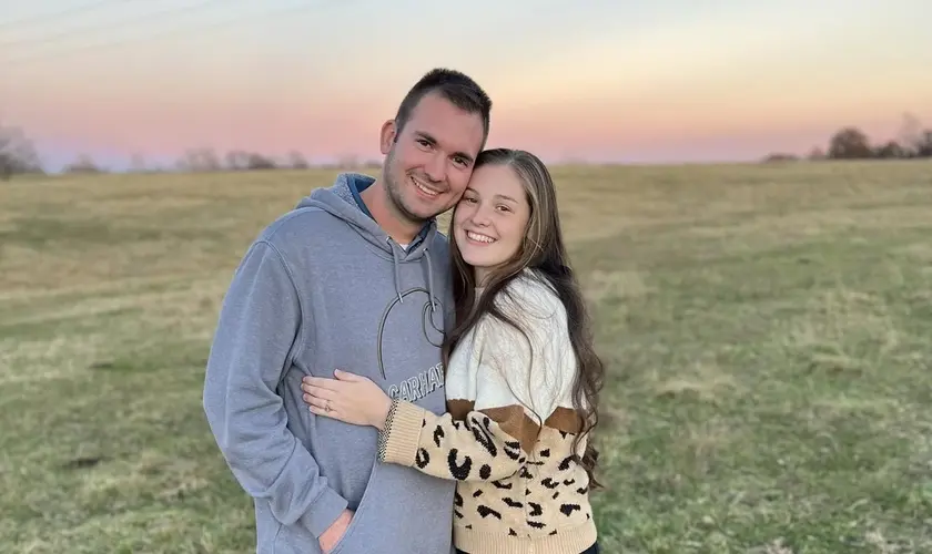 Um jovem casal missionário dos Estados Unidos, Davy e Natalie Lloyd, foi brutalmente assassinado por gangues no Haiti recentemente. Foto: Facebook/Ben Baker