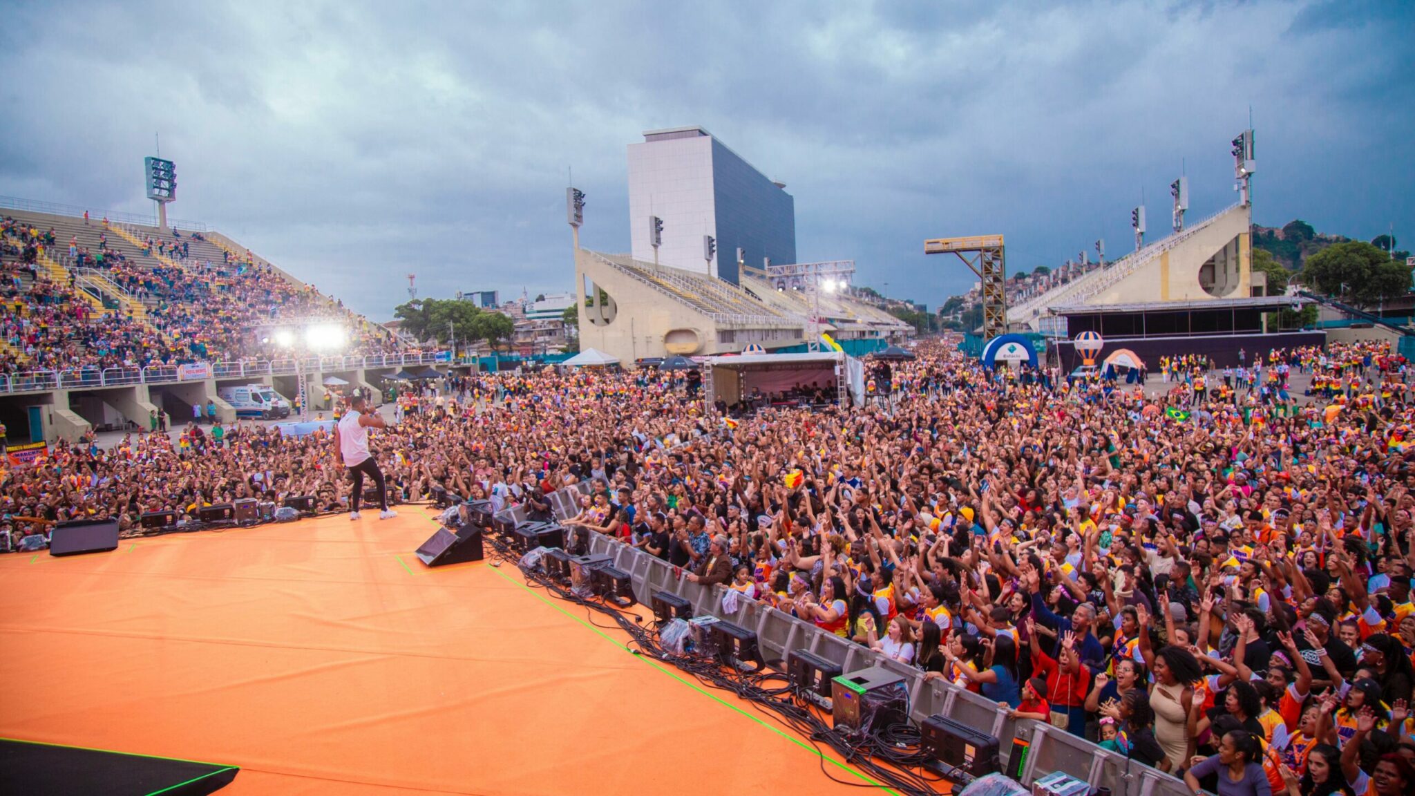 Mais de 200 mil pessoas mostraram a força da união e expressaram seu amor a Deus na 17ª edição da Marcha Para Jesus do Rio de Janeiro. Foto: Reprodução/WhatsApp.