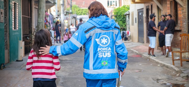 Conheça os mais de 500 voluntários da Força nacional do SUS no RS