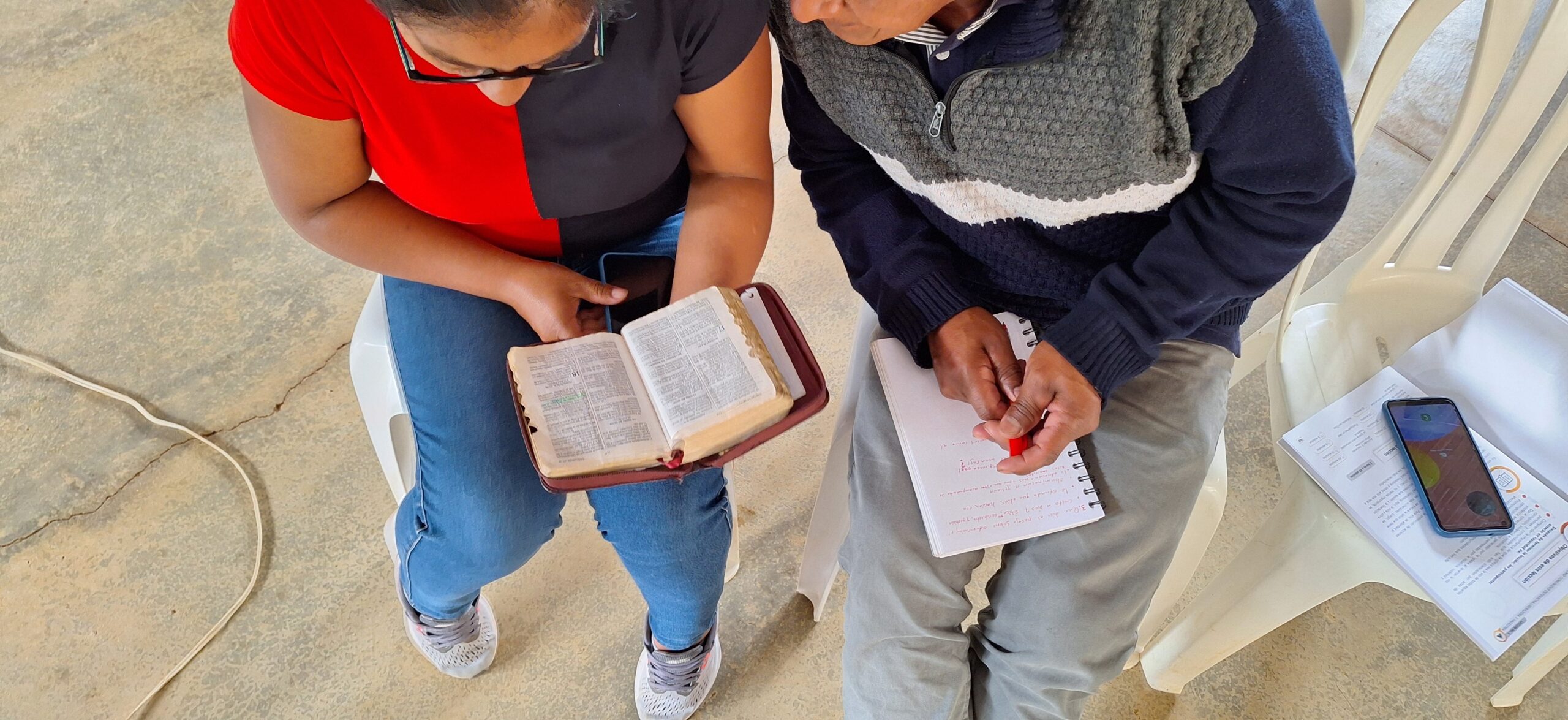 A Portas Abertas lançou o plano de leitura “Resiliência em tempos difíceis” em parceria com o aplicativo bíblico YouVersion. Foto: Portas Abertas.