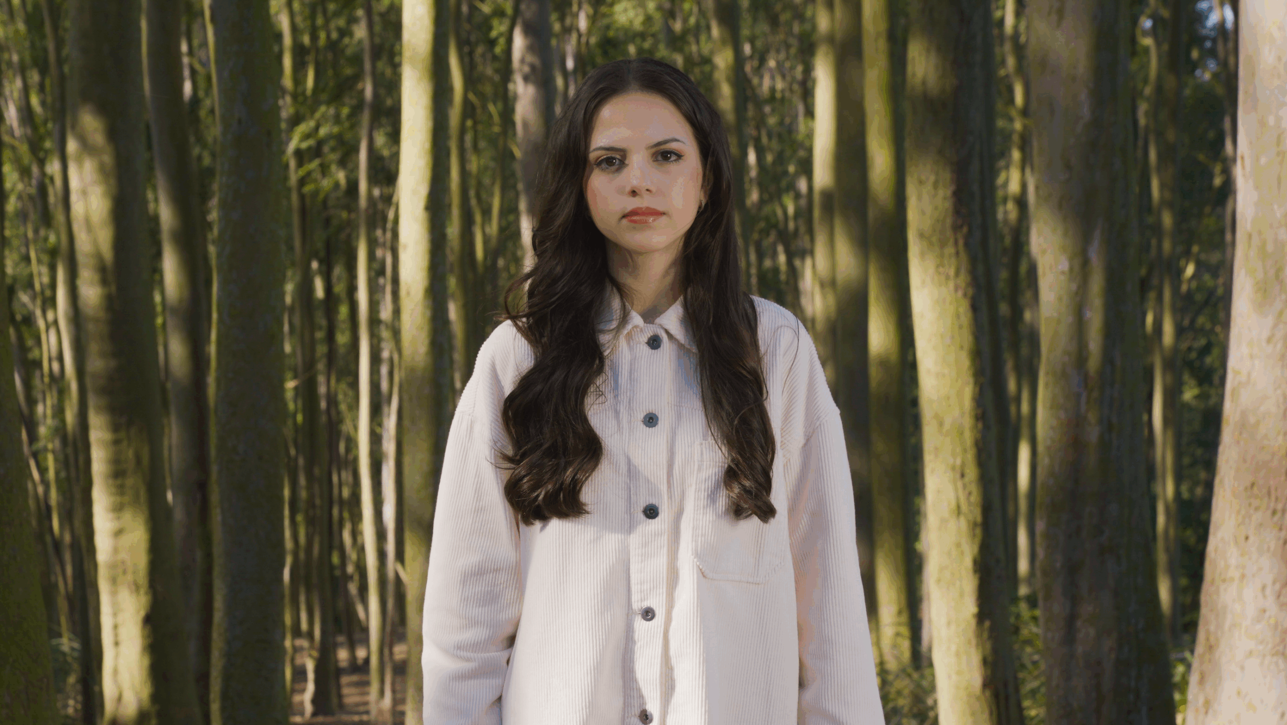 Babi Garcia lança “Em Seu Nome”, a primeira versão brasileira de uma canção originalmente interpretada pela norte-americana Katy Nichole. Foto: Divulgação.