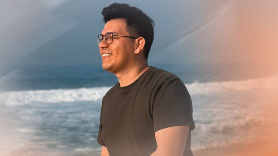 Gesson Nunes lançou sua nova canção "Quero Ver Você No Céu", pela Bless Music, gravadora que agora faz parte de seu caminho artístico. Foto: Divulgação.