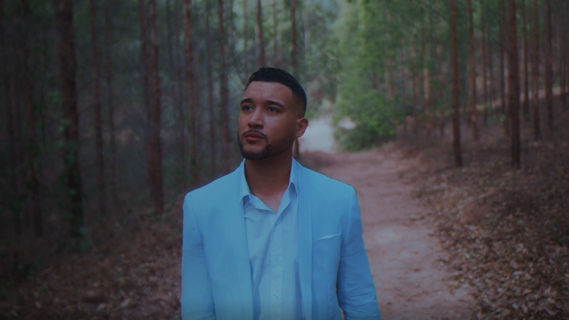 Nathan Silva lança "Meu Nome É Pedro", uma canção sobre o amor de Jesus e a transformação que Ele realiza na vida dos que se entregam a Ele. Foto: Divulgação.