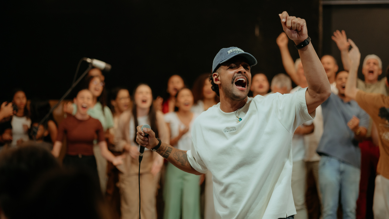 Deivison Pires lançou seu mais novo single, "Seja Forte e Corajoso", que já está disponível em todas as plataformas digitais. Foto: Divulgação.