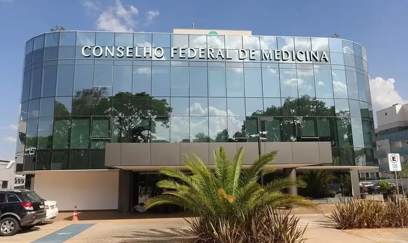 CFM proíbe bloqueadores hormonais em menores e eleva idade para cirurgia de mudança de sexo. Medida segue tendência internacional. Foto: CFM.