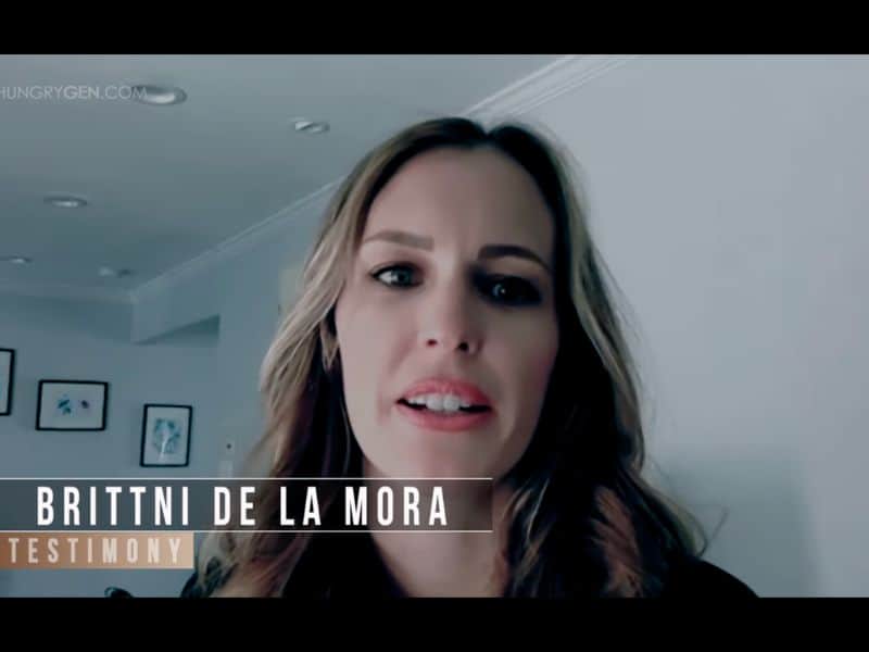 Ex-atriz pornô compartilha seu testemunho de transformação, contando como deixou a indústria adulta e encontrou o verdadeiro amor em Deus. Foto: Reprodução/YouTube/HungryGeneration.