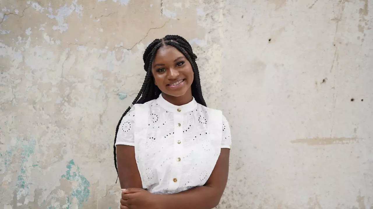 A cantora Thalita Roberta lançou, recentemente, seu novo single “Tente Outra Vez”, uma canção marcada por encorajamento e superação. Foto: Divulgação.