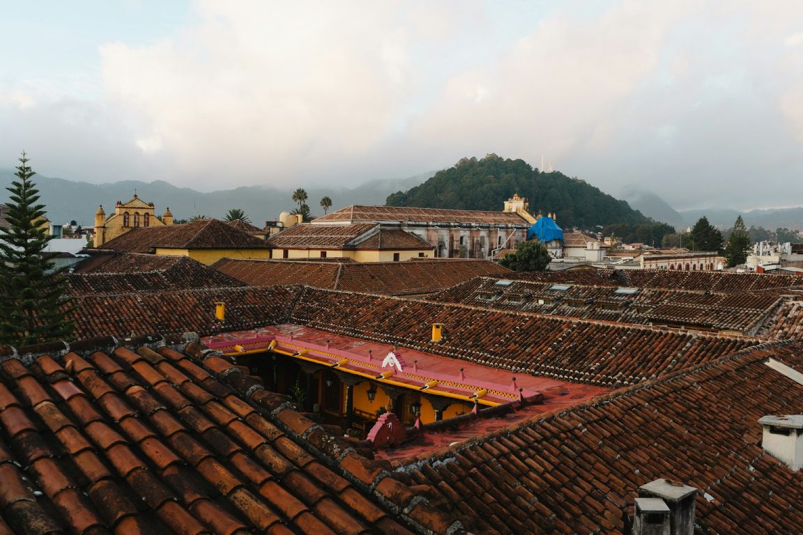 Cristãos no México vivem como deslocados em Chiapas após ataques violentos. Saiba como enfrentam a perseguição e a falta de recursos. Foto: Representativa/Unsplash.