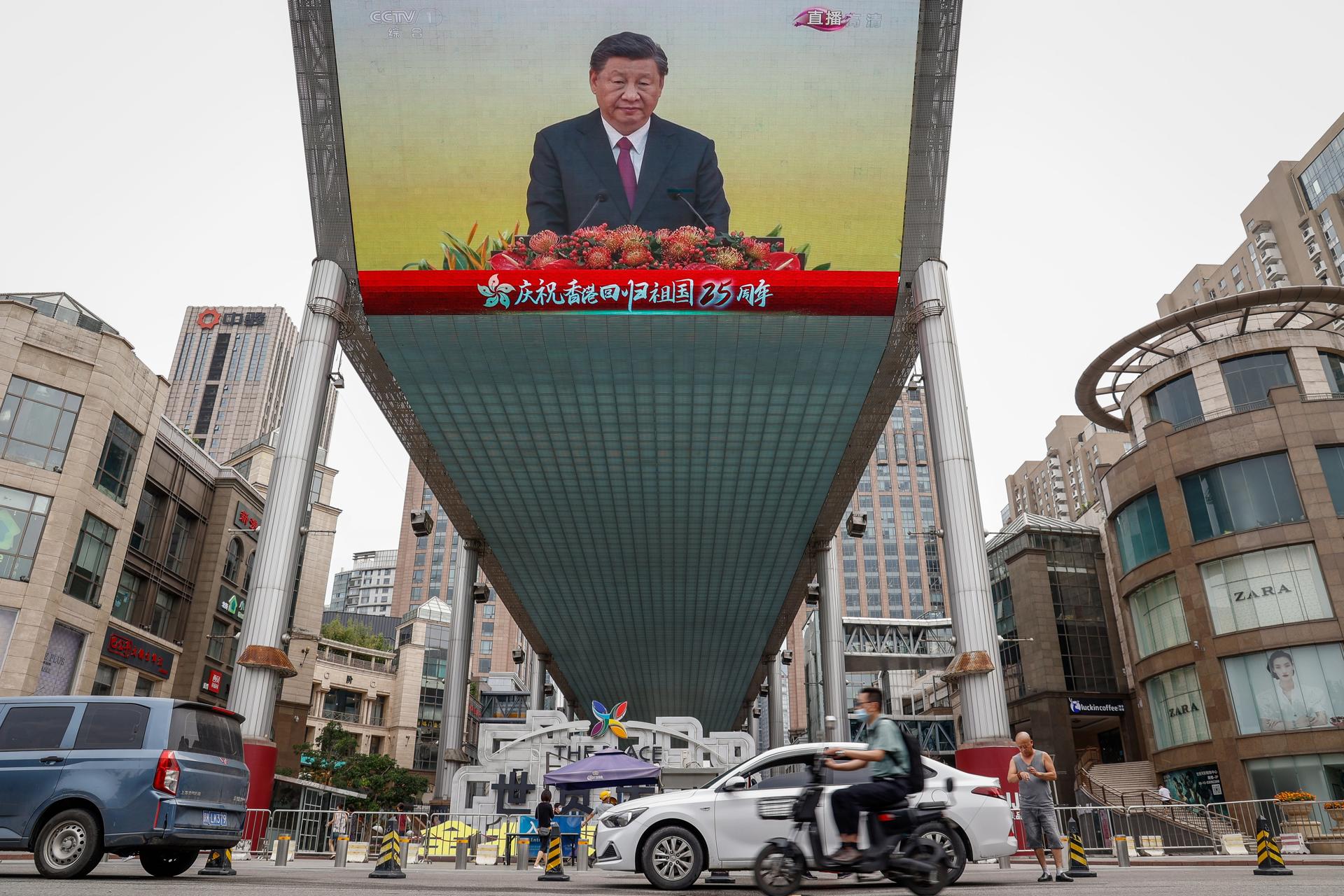 Relatório dos EUA alerta para aumento da perseguição em Hong Kong, com leis que ameaçam a liberdade religiosa e punem líderes cristãos. Foto: EFE/EPA/MARK R. CRISTINO.