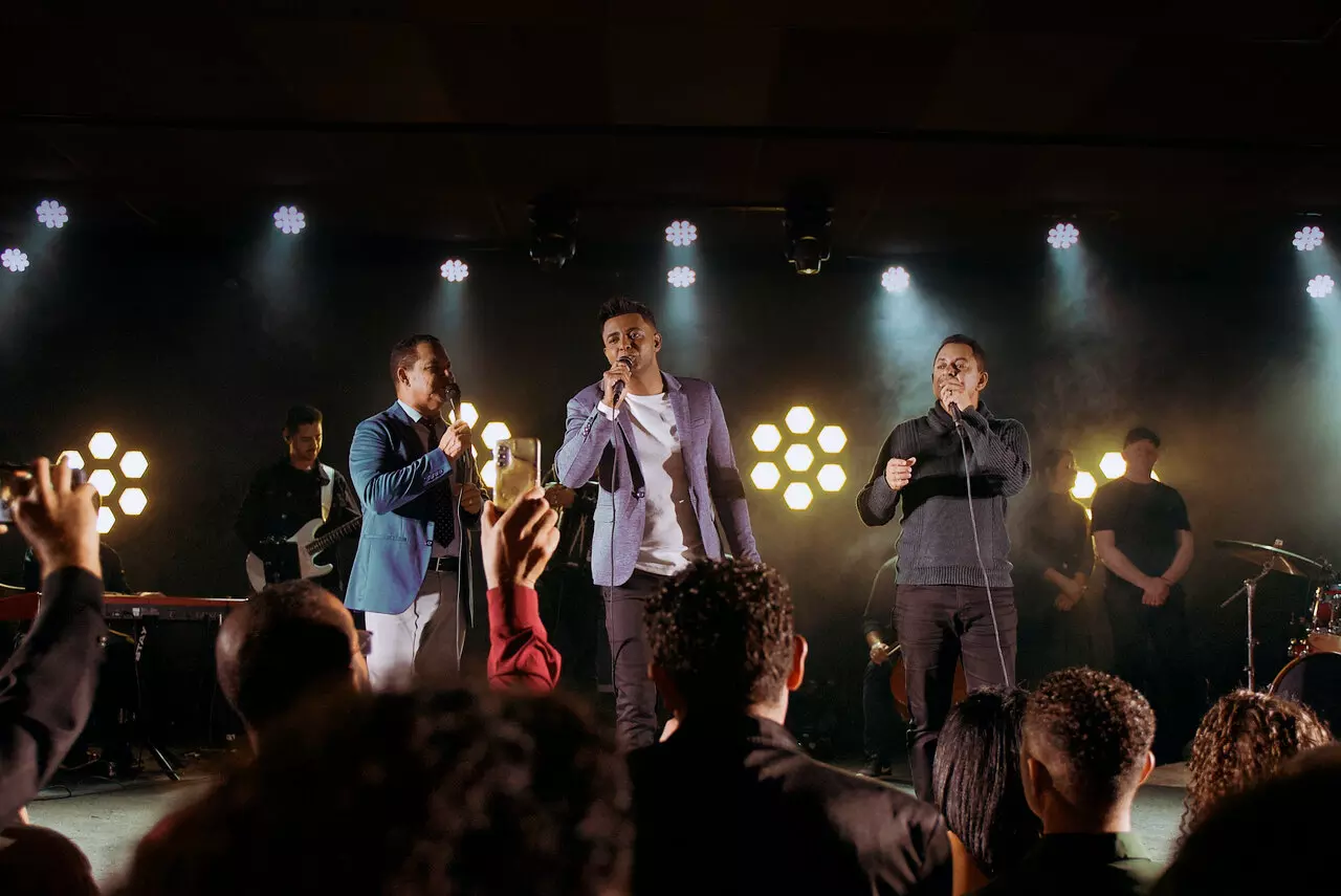 Samuel Sabinno lançou o single “Você Vai Sobreviver”, com a dupla Daniel e Samuel, disponível nas plataformas digitais e no canal da MK Music. Foto: Divulgação.