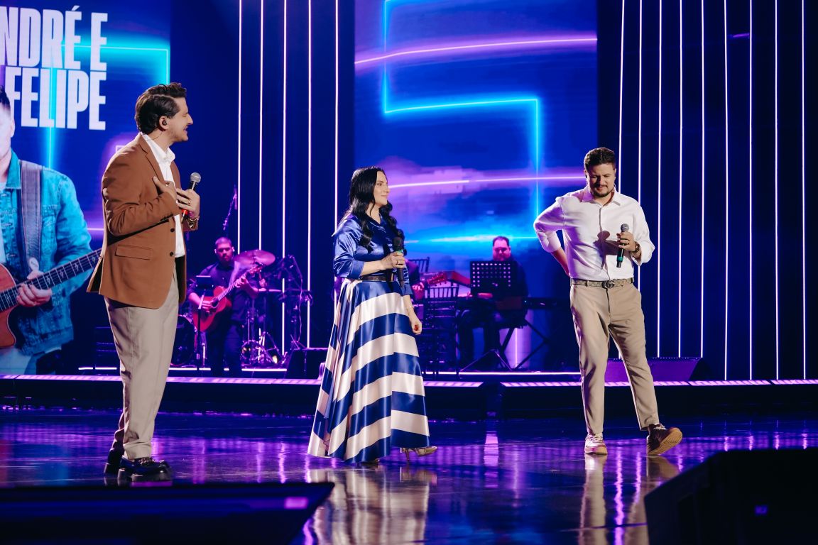 O clássico 'Sabe Filho', de Mara Lima, ganha nova versão com Giselli Cristina e André e Felipe no projeto 'Legado' da Louvor Eterno. Foto: Divulgação.
