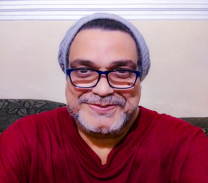 Morre Natan Brito, vocalista da Banda & Voz, aos 62 anos no Rio