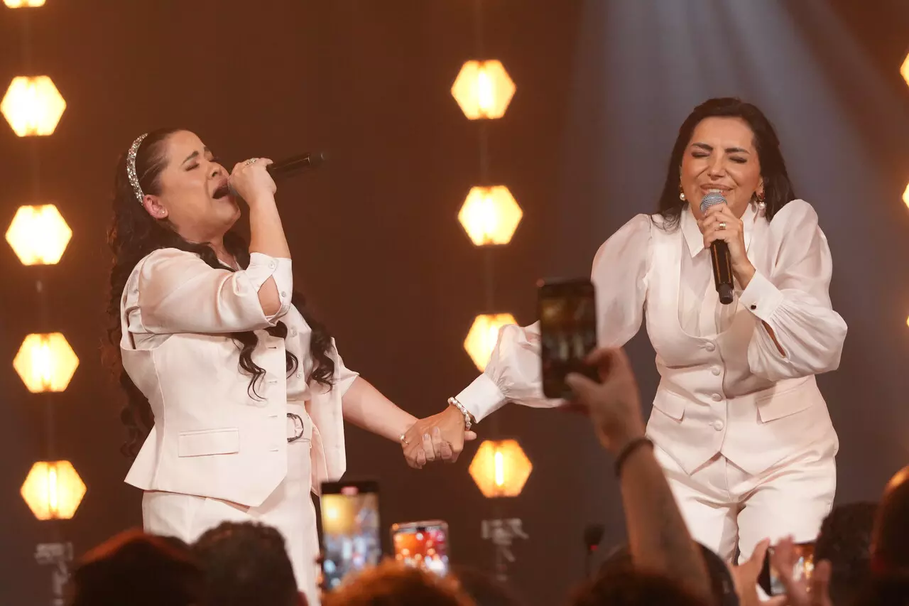 A cantora gospel Eyshila lançou, com Cassiane, mais uma faixa de seu projeto especial que celebra 30 anos de ministério. Foto: Divulgação.