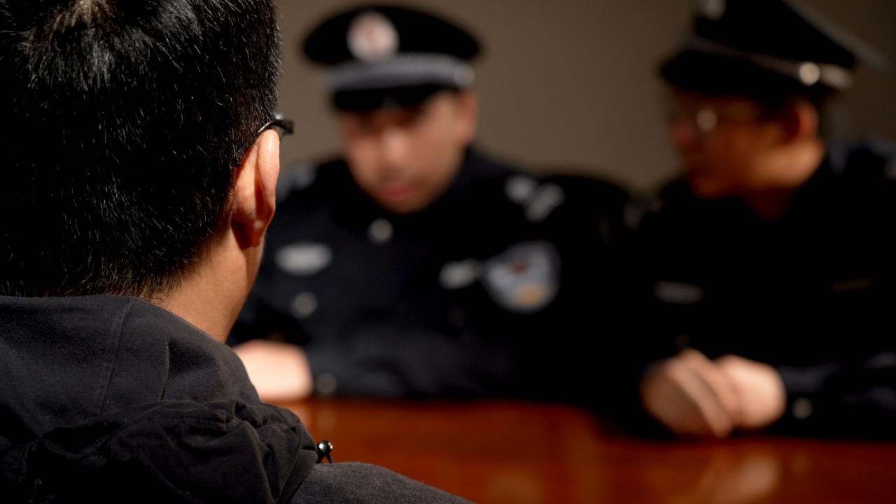 Detenções em massa atingem igreja na China: pastores e líderes presos sob acusação de "uso ilegal da internet". Foto: Reprodução.