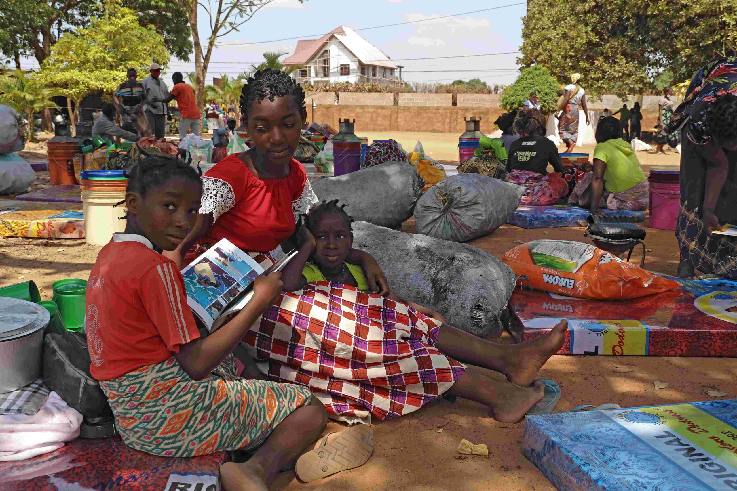 Pelo menos 10 cristãos foram mortos e milhares de pessoas forçadas a fugir após uma série de ataques em Moçambique. Foto: Portas Abertas.