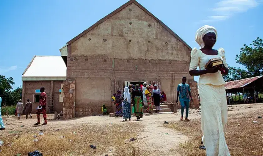 Mais de 160 cristãos são sequestrados em ataques a igrejas no noroeste da Nigéria; cenário de perseguição preocupa líderes globais. Foto ilustrativa: Portas Abertas