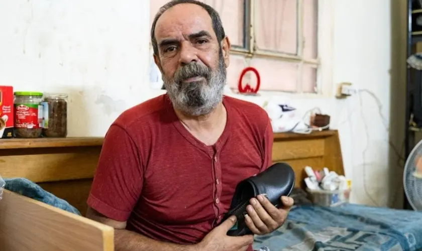 Sobrevivente de ataque a igreja na Síria, que perdeu sua esposa no mesmo atentado, perdoa terrorista: ''Perdoem os seus perseguidores''. Foto: Reprodução/Global Christian ReliefFoto: Reprodução/Global Christian Relief