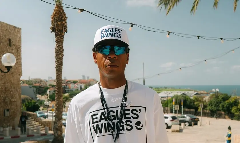Ex-ladrão devolve itens roubados após ouvir voz de Deus durante assalto: ''Eu tentei correr, mas fui paralisado''. Foto: Instagram/Adlin Rodrigues