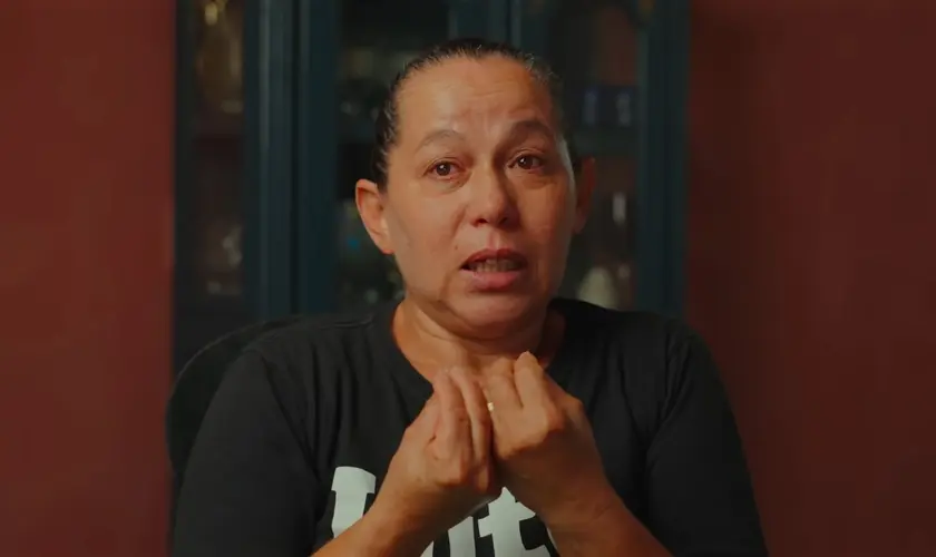 De ex-bruxa a cristã: conheça o forte testemunho de Maria Margarida e o milagre que transformou sua vida e curou sua esterilidade. Foto: Reprodução/YouTube/Poder de Deus