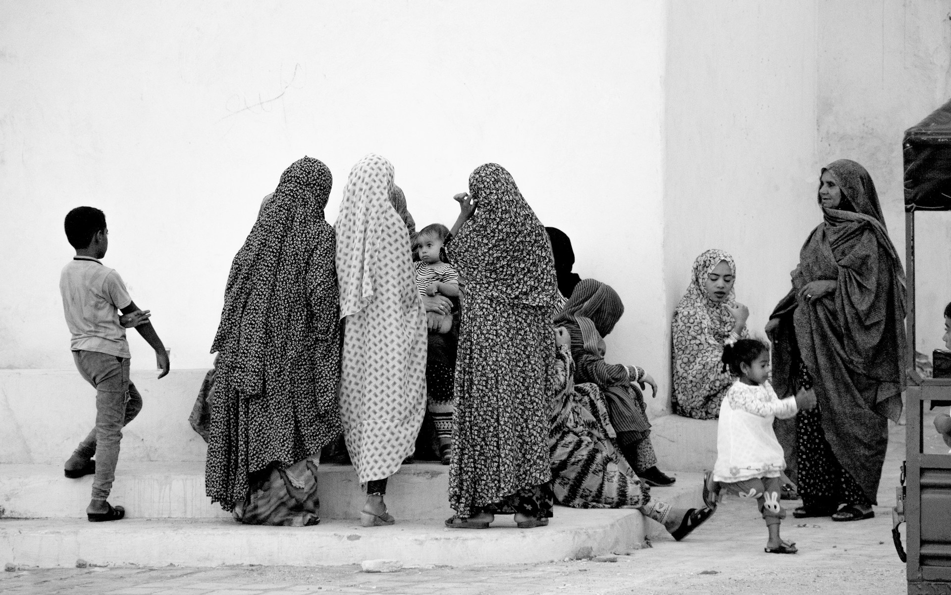 Um grupo de extremistas islâmicos faz ataque que resulta em 34 mortos após descobrirem igreja secreta no Afeganistão. Foto: Representativa/Unsplash.