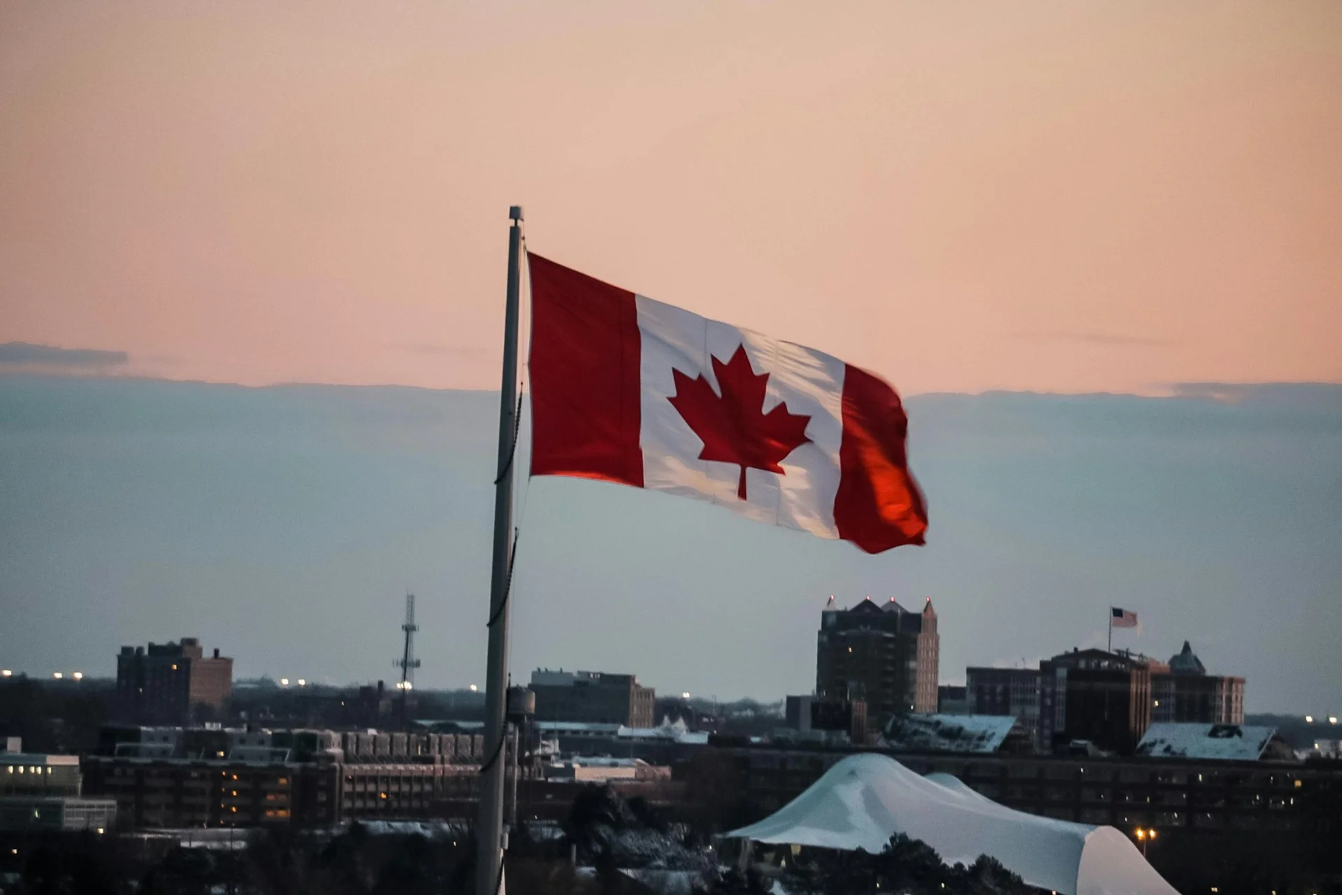 Especialistas têm alertado para o crescimento do suicídio assistido no Canadá, onde a prática foi legalizada em 2016. Foto: Representativa/Unsplash.
