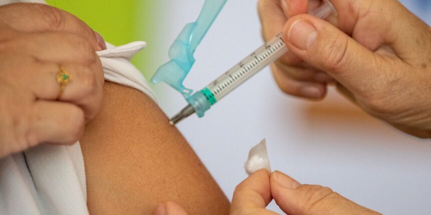 Governo federal destina R$ 151 milhões para apoiar programa de vacinação, anuncia Ministério da Saúde. - Governo federal destina R 151 milhoes para apoiar programa de