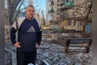 Igrejas na Ucrânia enfrentam desafios com apagões causados por bombardeios russos e mesmo assim, continuam firmes em sua fé. Foto: SGA