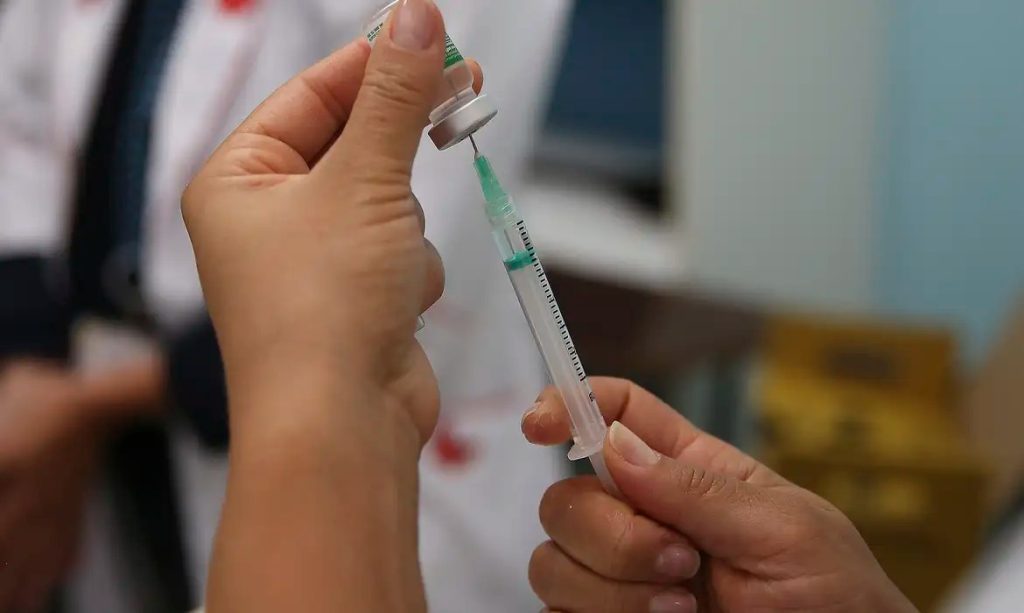 GRIPE: por que é preciso se vacinar todo ano?