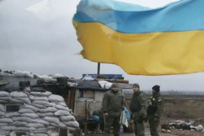 Perseguição na Rússia e Ucrânia ocupada atinge níveis alarmantes, com prisões, torturas e repressão a cristãos que se opõem à guerra. Foto: Reprodução/AP