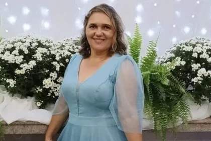 Mulher encontra cura da depressão através da fé em Cristo, superando desafio e realizando o sonho de se formar em Direito aos 51 anos. Foto: Arquivo pessoal.