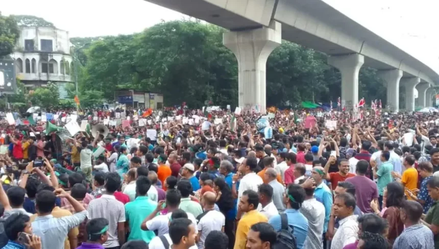 Desde o golpe militar, que ocorreu no mês passado, grupos islâmicos têm aterrorizado e ameaçado cristãos em Bangladesh. Foto: Reprodução/CSI